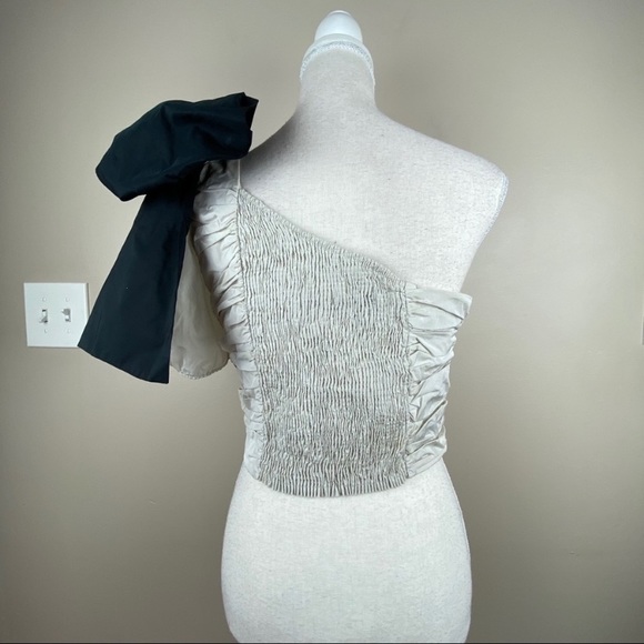 BOGO Zara Cream Pleated Top with Bow. Size Small. Sold out. - Picture 3 of 10